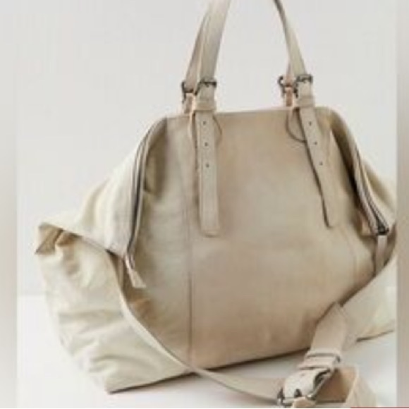 Free People Handbags - Free People Baumont Canvas Tote